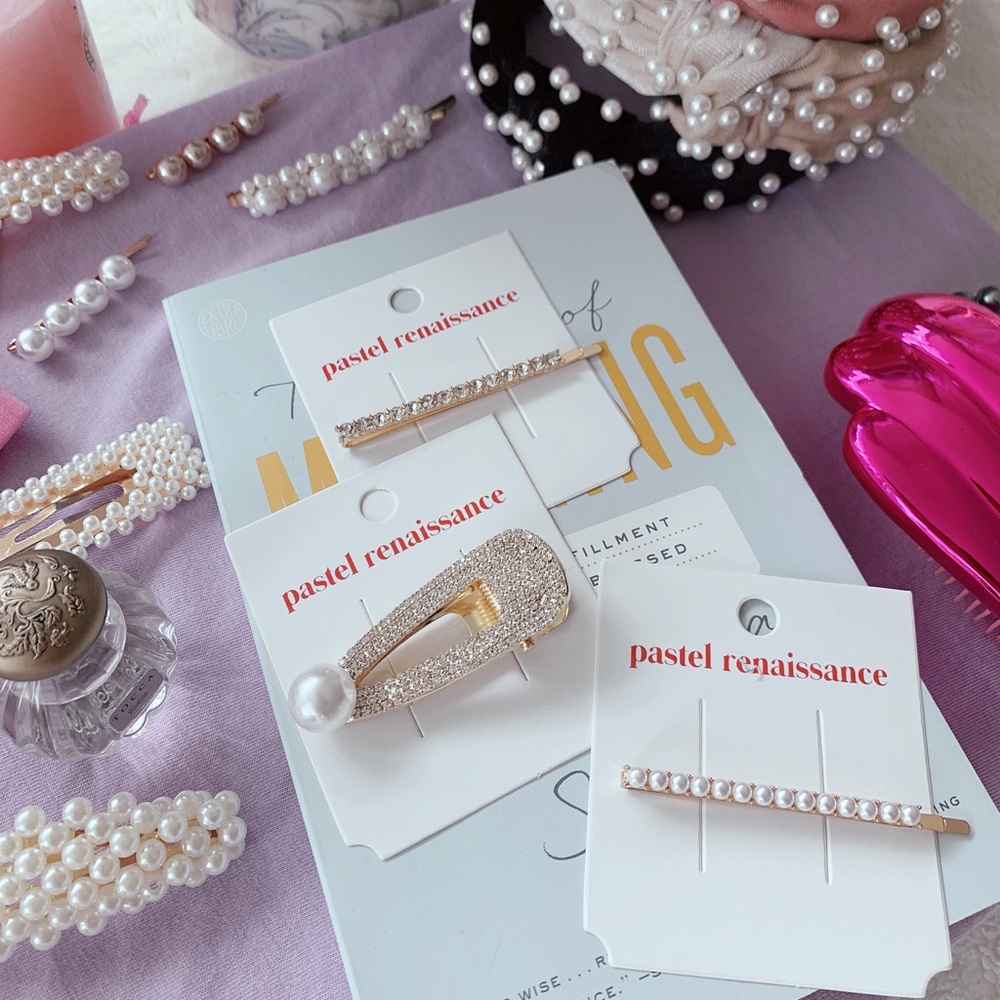 Pastel Renaissance Rhinestone Clips 3-Piece Set